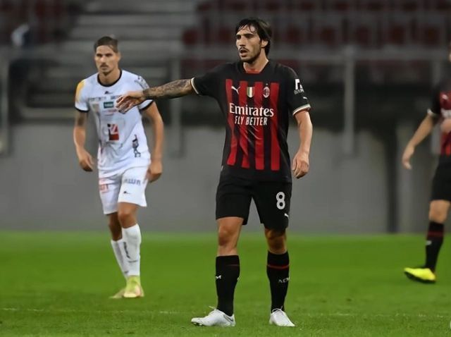 在与印尼的 在与印尼的