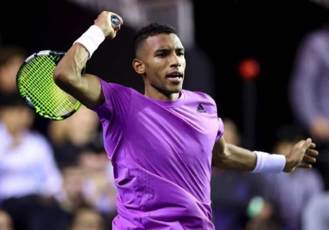 致阵容磨合 致阵容磨合